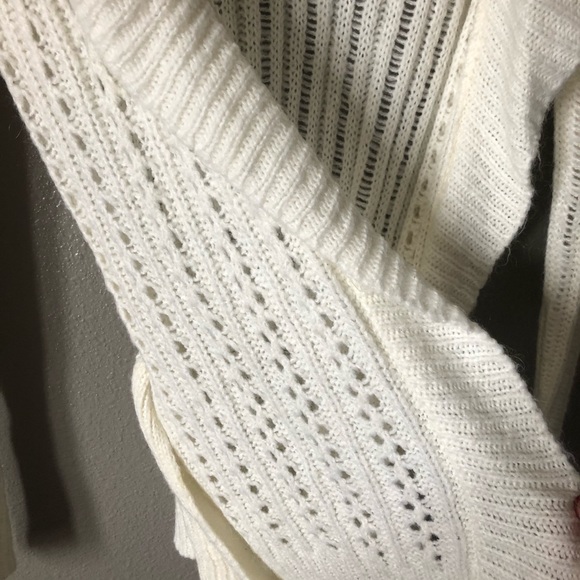 Cardigan - Picture 5 of 5